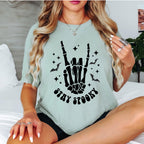 Retro Halloween Shirt - Vintage Skeleton Graphic Tee - Spooky T-Shirt for Women- Halloween Party Costume Top
