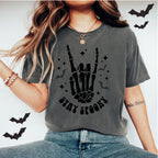 Retro Halloween Shirt - Vintage Skeleton Graphic Tee - Spooky T-Shirt for Women- Halloween Party Costume Top