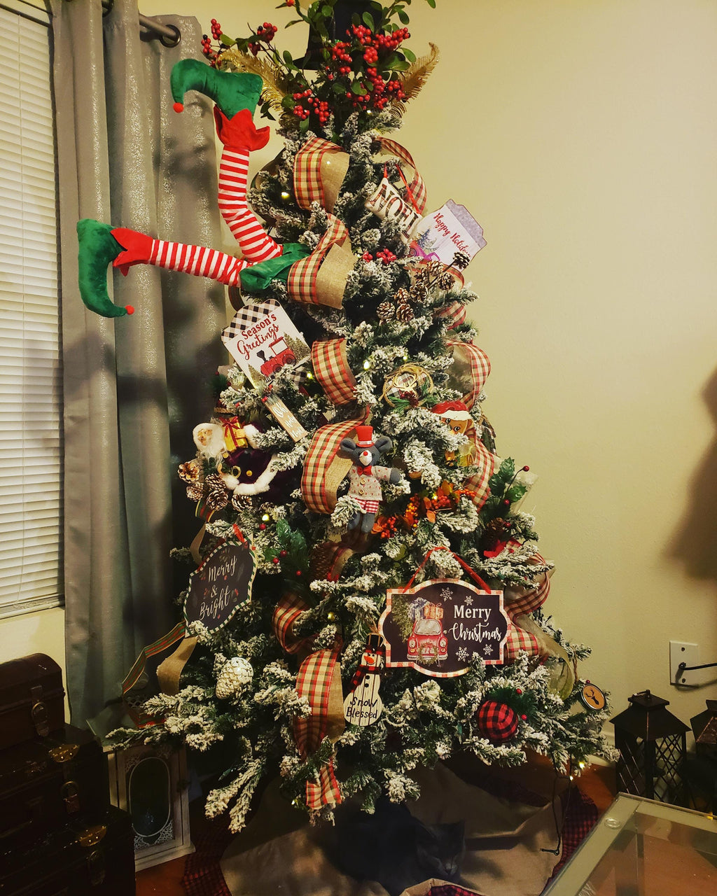 Christmas Tree Elf Legs Decoration – Funny Holiday Ornament for Xmas Tree Decor, Striped Elf Leg Insert, Whimsical Indoor Decoration